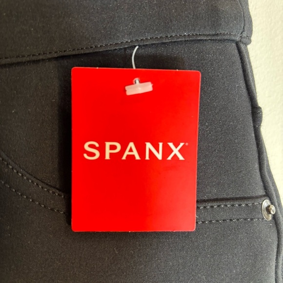 SPANX Sz M Pull On Classic 4-Pocket Ponte Knit Skinny Pants NEW WITH TAG - Picture 4 of 13